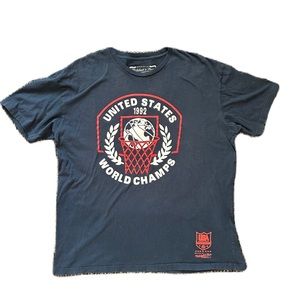 Mitchell & Ness United States Basketball Tee Men’s Size XL